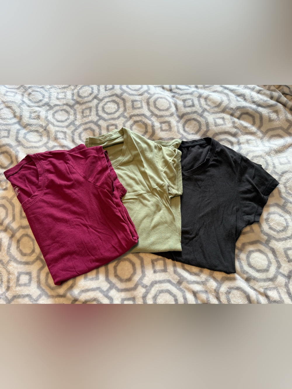 3 pack of No Boundaries Short-Sleeve Tops in Burgundy, Olive, and Black
